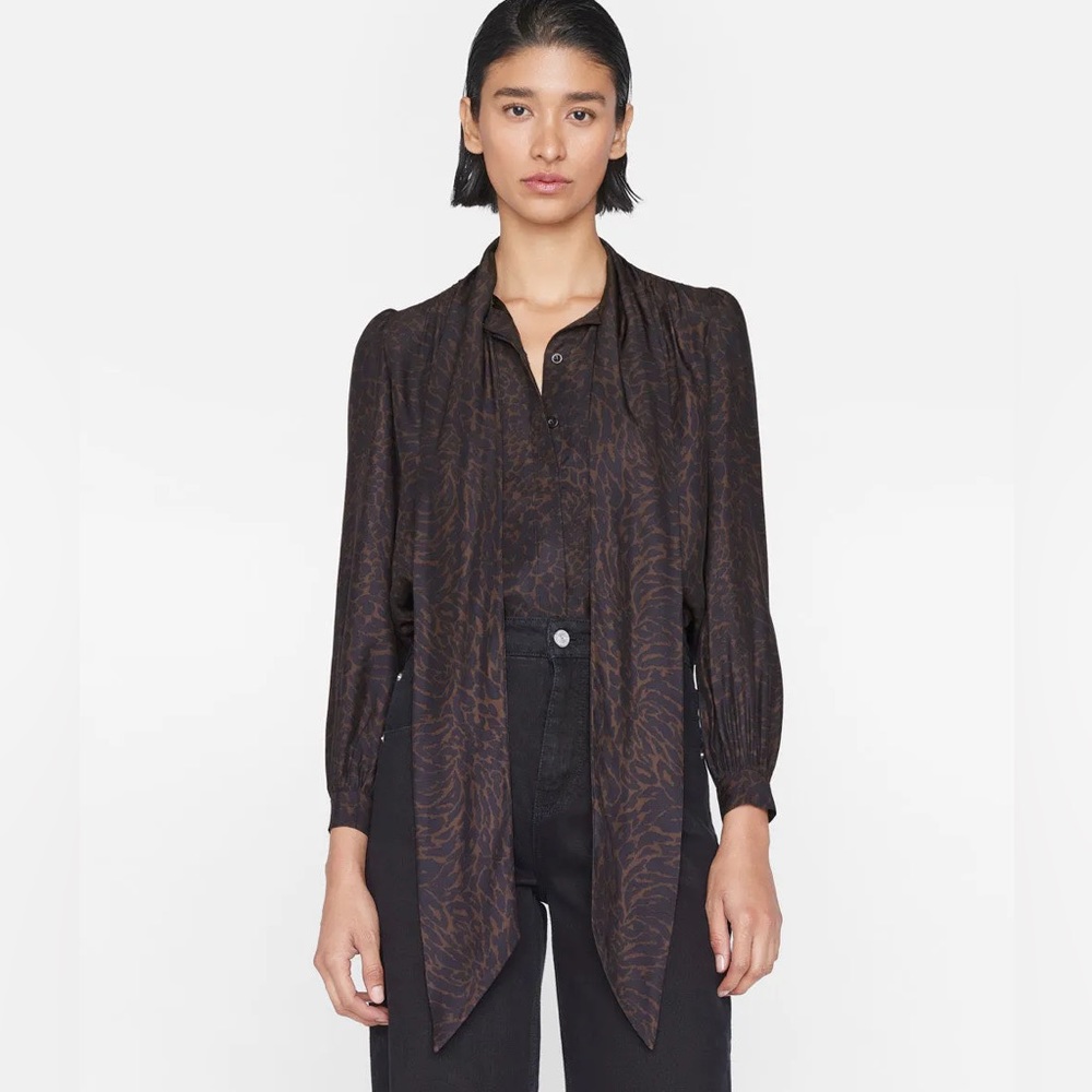 FRAME Femme Tie Neck Blouse- in Espresso Multi - Picture 8 of 9